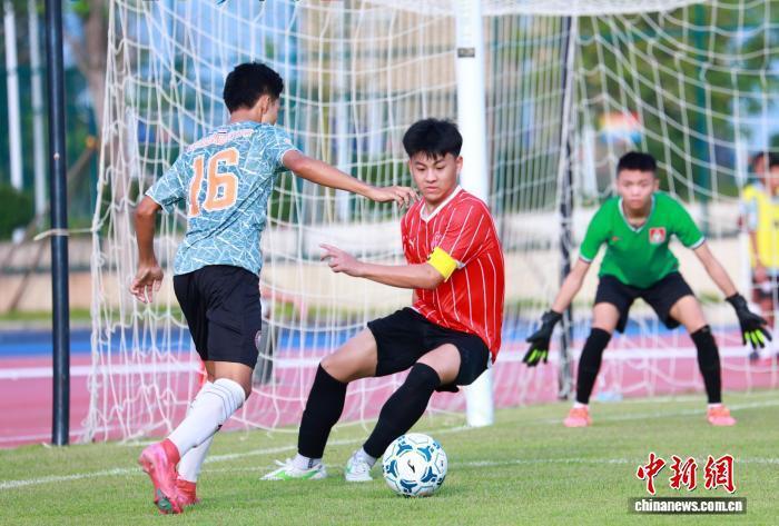 少年足球比, 西亚团龙足, 城市魅力