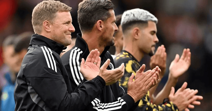 而伊萨克当, 纽卡跟队, 态度始终坚