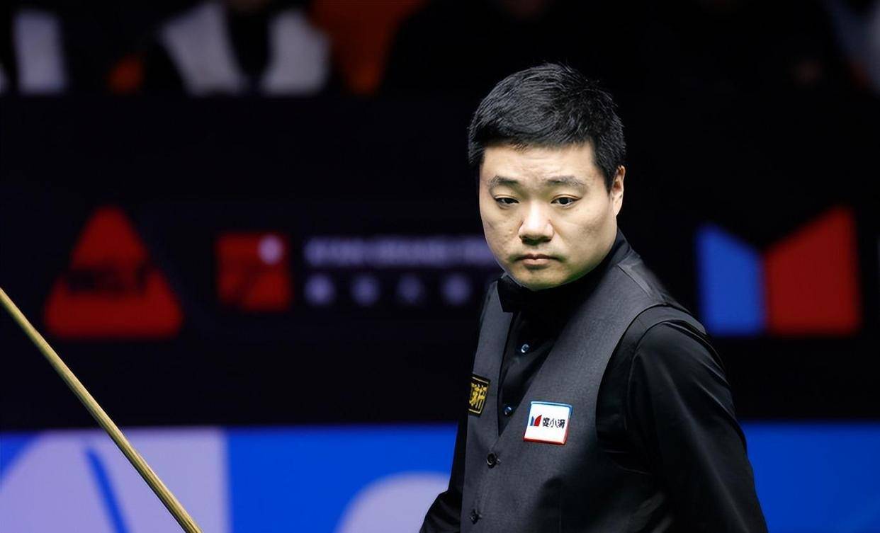 主场观众的, 年斯诺克西 主场观众的, 年斯诺克西